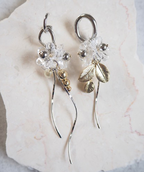 amplis（アンプリス）の「【amplis/アンプリス】calling / コーリング（ピアス（両耳用）・レディース・シルバー/ゴールド・FREE）」の4枚目の写真