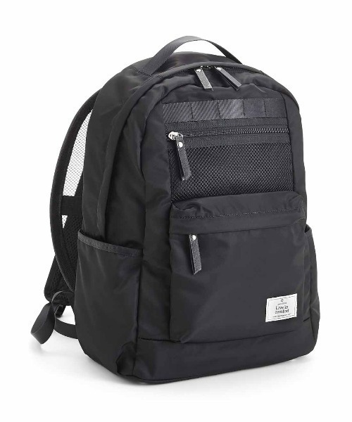 Live in comfort（リブインコンフォート）の「リブ　イン　コンフォート　ハンディー扇風機が取り付けられる　背中スースーリュック〈ブラック〉（バックパック/リュック・レディース・ブラック・ONE SIZE）」の2枚目の写真