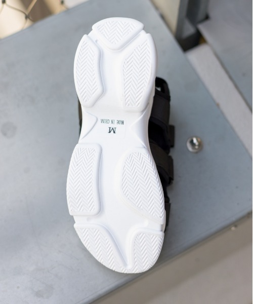 SpRay（スプレイ）の「厚底スポーツサンダル（サンダル・レディース・アイボリー/ブラック×ホワイト/ブラック系その他・SMALL/MEDIUM/LARGE/X-LARGE）」の19枚目の写真