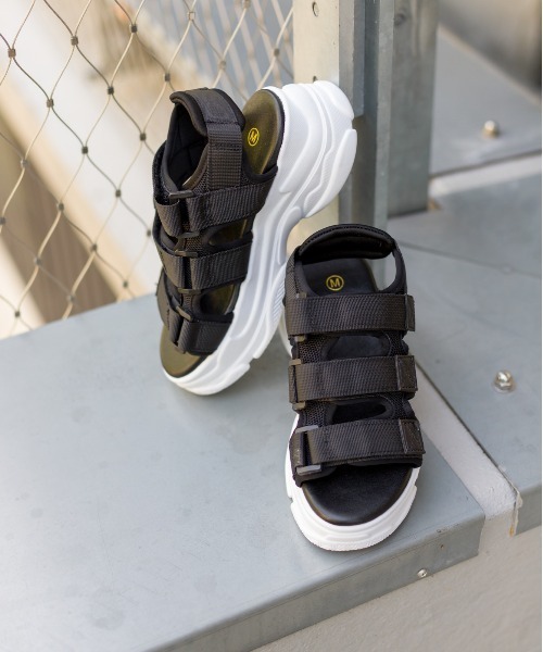 SpRay（スプレイ）の「厚底スポーツサンダル（サンダル・レディース・アイボリー/ブラック×ホワイト/ブラック系その他・SMALL/MEDIUM/LARGE/X-LARGE）」の10枚目の写真