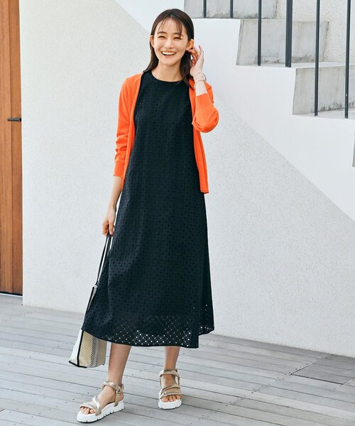 セール さらっと涼やか エンブロイダリーノースリワンピース ワンピース Grove グローブ のファッション通販 Zozotown