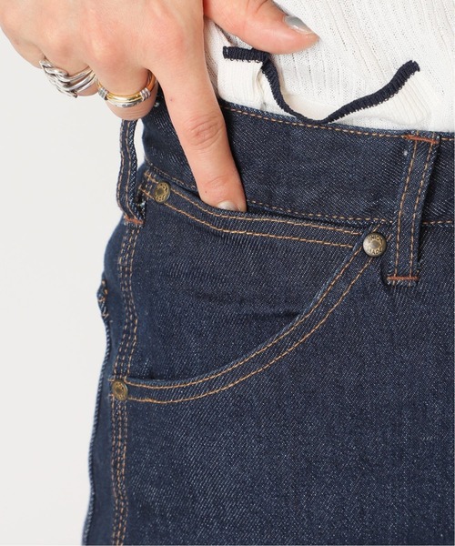 B.C STOCK（ベーセーストック）の「ペンシルラインデニム ベイカースカート（デニムスカート・レディース・ネイビー/ブルー・SMALL/MEDIUM）」の4枚目の写真