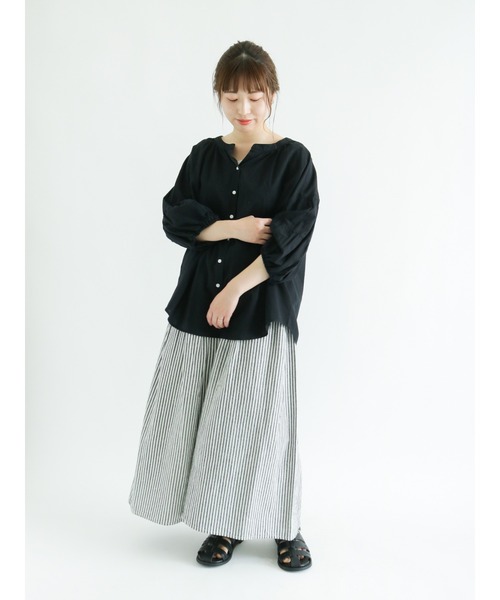 Samansa Mos2（サマンサ モスモス）の「ランタンスリーブ前開きブラウス（シャツ/ブラウス・レディース・ブラック/ベージュ/オフホワイト/ピンク/ミント・ﾌﾘ-）」の13枚目の写真
