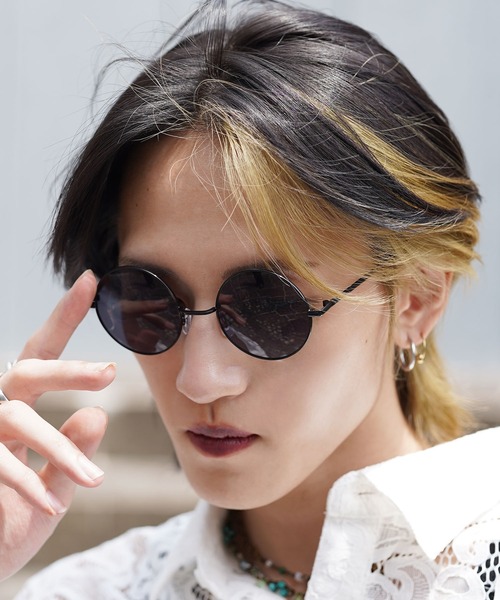 G.O.C（ジーオーシー）の「マルチタイプ UVカット カラーレンズ サングラス（サングラス・メンズ・ホワイト/クリア/ブラック×グレー/ブラック系その他/ブラウン系その他/ベージュ系その他/ゴールド系その他/ブラック×ブルー/ブラック×ゴールド/ブラック×イエロー/ブラック系その他3/ブラック系その他5/ブラック系その他6/ブラウン系その他2/ブラウン系その他3/ブラック/ブラック系その他2/ブラック系その他4/シルバー系その他・FREE）」の11枚目の写真