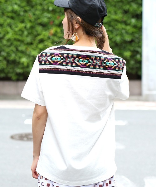 チチカカダボベスト 公式店限定 162◇刺繍入シャツレイヤードチュニ ブルー アクシーズ femme axes チュニック