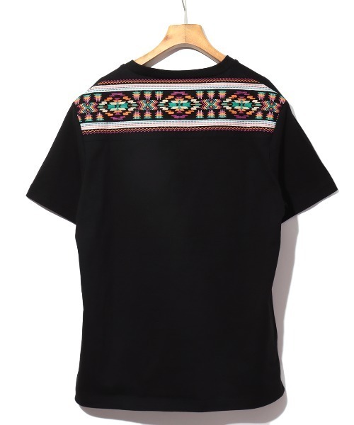 チチカカ（チチカカ）の「【ユニセックス】リメイク刺繍Ｔシャツ（Tシャツ/カットソー・メンズ・ホワイト/ブラック・MEDIUM/LARGE）」の11枚目の写真