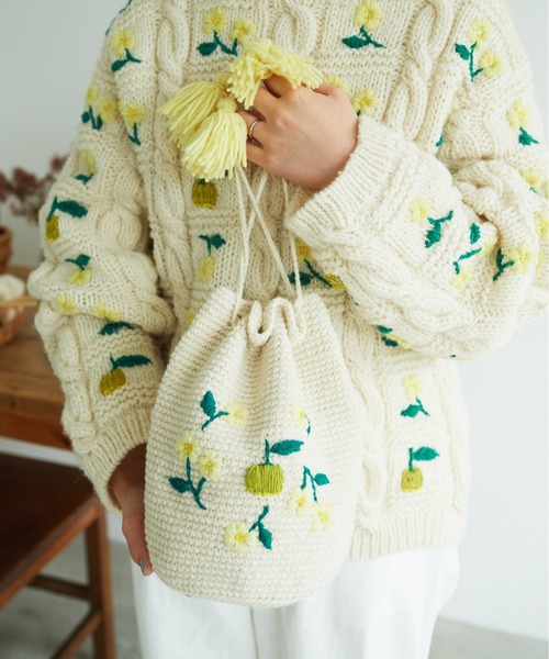 chambre de charme（シャンブルドゥシャーム）の「ペルーハンドニット