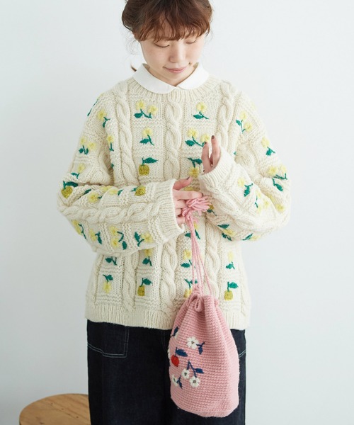 chambre de charme（シャンブルドゥシャーム）の「ペルーハンドニット