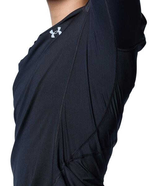 UNDER ARMOUR(アンダーアーマー)の「UAヒートギア フィッティド ロングスリーブ Vネックシャツ(ゴルフ/メンズ)(Tシャツ/カットソー・メンズ・ブラック/ホワイト・M/L/S/XXL/XL)」の11枚目の写真