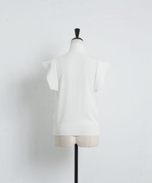 tocco closet（トッコ　クローゼット）の「ボウタイりぼんフレンチスリーブニットプルオーバー（ニット/セーター・レディース・ホワイト/ブラック・M）」の5枚目の写真