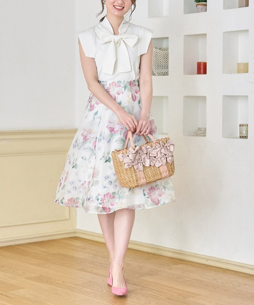 tocco closet（トッコ　クローゼット）の「ボウタイりぼんフレンチスリーブニットプルオーバー（ニット/セーター・レディース・ホワイト/ブラック・M）」の12枚目の写真