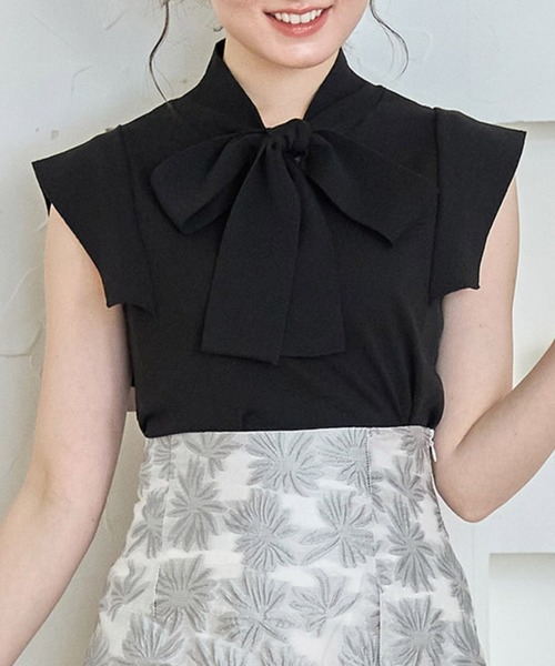 tocco closet（トッコ　クローゼット）の「ボウタイりぼんフレンチスリーブニットプルオーバー（ニット/セーター・レディース・ホワイト/ブラック・M）」の17枚目の写真