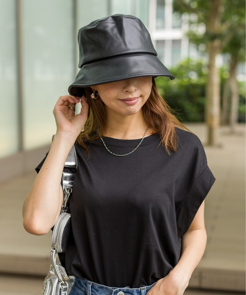 SpRay(スプレイ)の「エコレザーバケットハット(ハット・レディース・ブラック/ベージュ/ブラウン/アイボリー・FREE)」の3枚目の写真