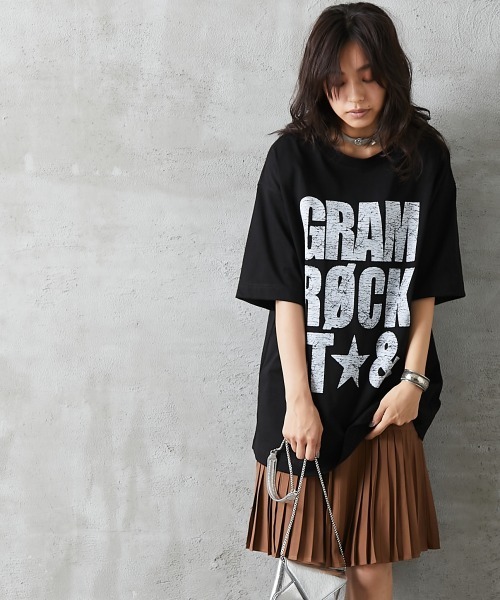GEVS.（ジェイヴィス）の「＜大きいサイズ＞ 裾プリーツキャミソールミニワンピース GEVS.（ワンピース・レディース・ブラック/モカ・3L/L/4L/5L/LL）」の3枚目の写真