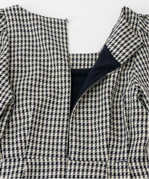 RANDA（ランダ）の「タックショルダーIラインワンピース（ワンピース・レディース・チェック/ブラウン/グレー・0/1）」の13枚目の写真