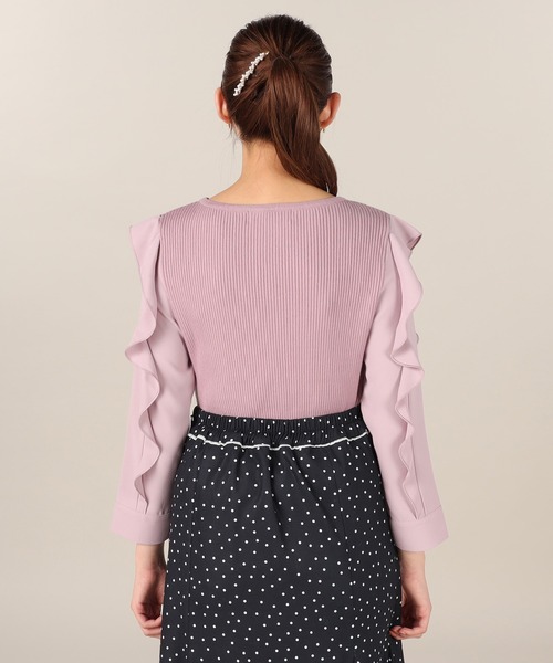 LAISSE PASSE（レッセパッセ）の「ラッフルスリーブプルオーバー（ニット/セーター・レディース・モーブ系/チョコ/ピーコックグリーン系/アイボリー・MEDIUM）」の5枚目の写真