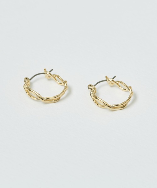 WOOWA（ウーワ）の「金属アレルギー対応・ニッケルフリー・　　　　ツイストフープピアス（ピアス（両耳用）・レディース・ゴールド・FREE）」の5枚目の写真