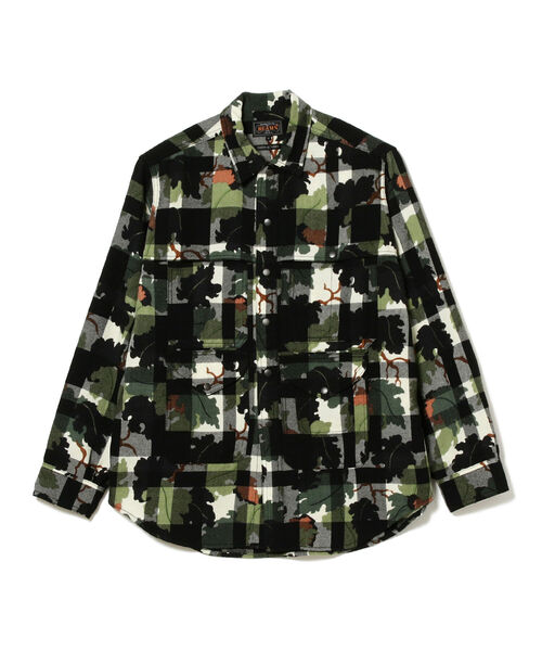 BEAMS PLUS（ビームスプラス）の「BEAMS PLUS / ウール チェック カモフラージュプリント アドベンチャーシャツ モディファイ（シャツ/ブラウス・メンズ・レッド/ホワイト・SMALL/MEDIUM/LARGE/X-LARGE）」の18枚目の写真