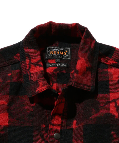 BEAMS PLUS（ビームスプラス）の「BEAMS PLUS / ウール チェック カモフラージュプリント アドベンチャーシャツ モディファイ（シャツ/ブラウス・メンズ・レッド/ホワイト・SMALL/MEDIUM/LARGE/X-LARGE）」の22枚目の写真