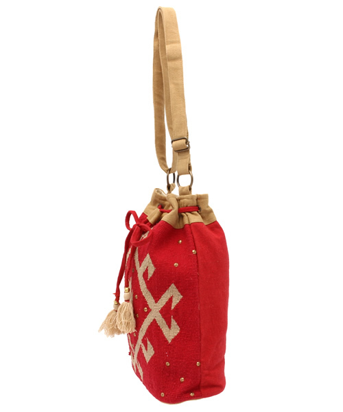 Kastane(カスタネ)の「【Kastane】オルテガショルダー(ショルダーバッグ・レディース・レッド・FREE)」の2枚目の写真