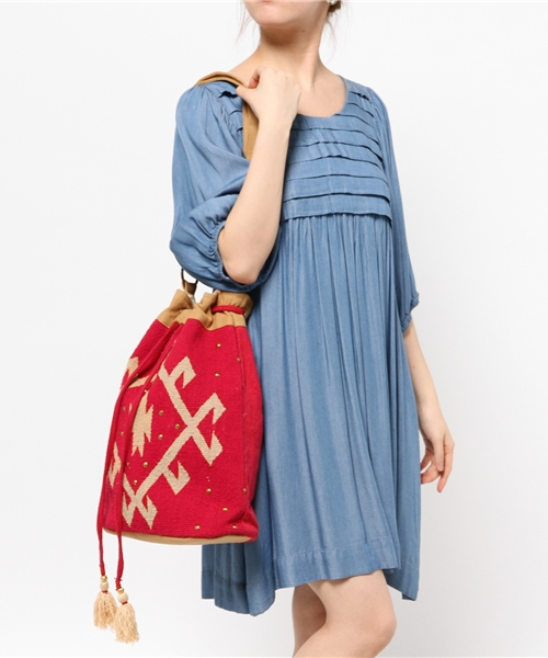 Kastane(カスタネ)の「【Kastane】オルテガショルダー(ショルダーバッグ・レディース・レッド・FREE)」の8枚目の写真