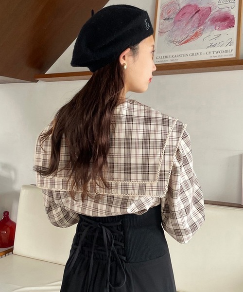 one after another NICE CLAUP（ワンアフターアナザーナイスクラップ）の「フレンチガーリーなスタイリングにおすすめ。ビックカラーブラウス（シャツ/ブラウス・レディース・ブラック系その他/オフホワイト/ベージュ系その他・FREE）」の17枚目の写真