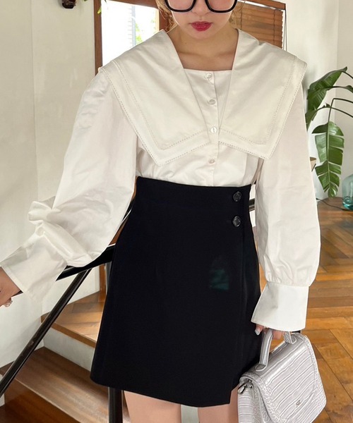 one after another NICE CLAUP（ワンアフターアナザーナイスクラップ）の「フレンチガーリーなスタイリングにおすすめ。ビックカラーブラウス（シャツ/ブラウス・レディース・ブラック系その他/オフホワイト/ベージュ系その他・FREE）」の4枚目の写真