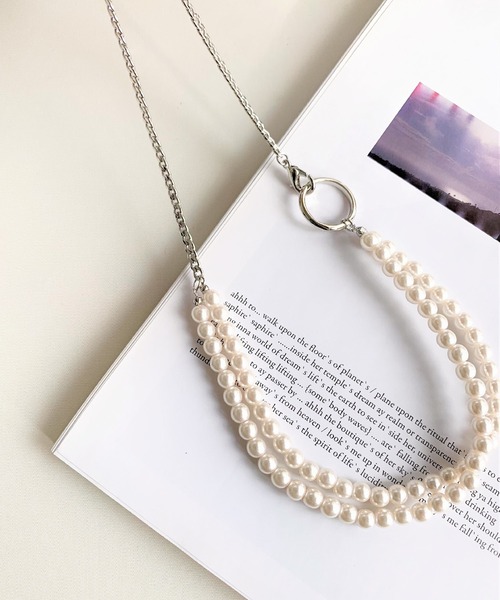 Q(キュー)の「パール×チェーンハーフネックレス(ネックレス・レディース・シルバー/ゴールド・ONE SIZE)」の1枚目の写真