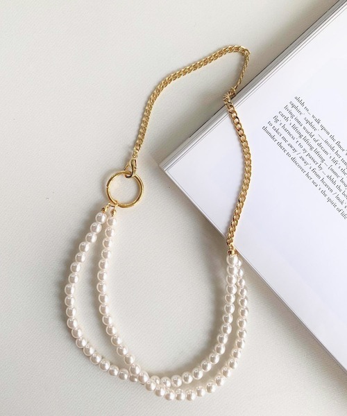 Q(キュー)の「パール×チェーンハーフネックレス(ネックレス・レディース・シルバー/ゴールド・ONE SIZE)」の2枚目の写真