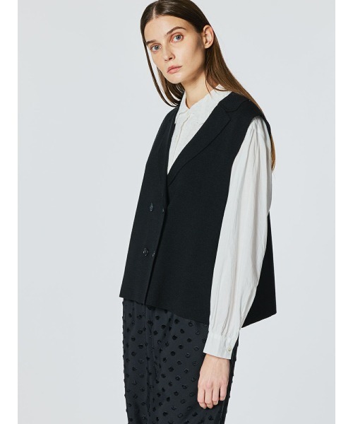 ミズイロインド　ダブルブレストニットベスト　黒　美品☆ mizuiroind（ミズイロインド）の「mizuiro ind ダブルブレストベスト