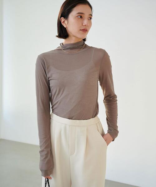 green label relaxing(グリーンレーベルリラクシング)の「シアー フライス タートル プルオーバー カットソー ②(Tシャツ/カットソー・レディース・モカ/ブラック/ホワイト/ダークグレー/クリーム・FREE)」の6枚目の写真