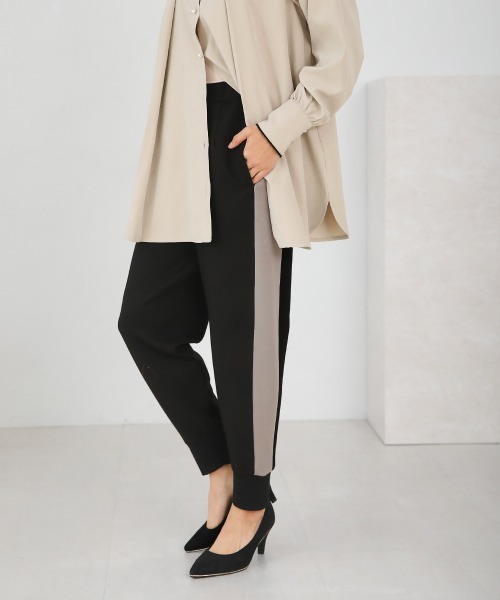 Bou Jeloud（ブージュルード）の「スフレスムースジョガーパンツ（スウェットパンツ・レディース・ブラック/グレー・38）」の7枚目の写真