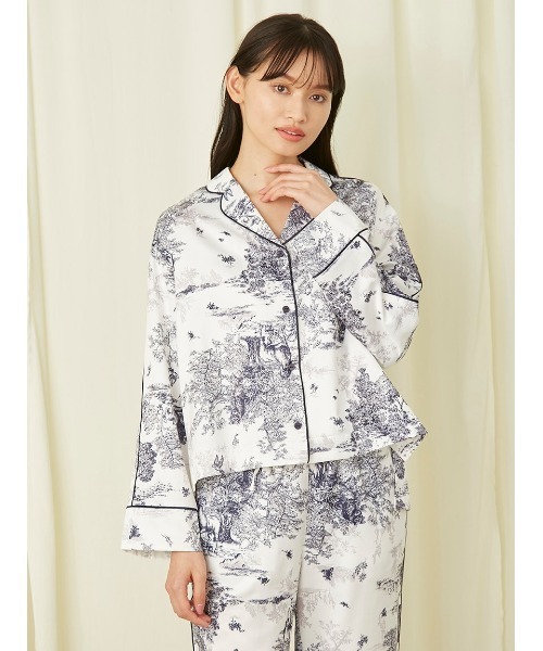 SNIDEL HOME（スナイデルホーム）の「【Warm Satin】バレンタインプリントシリーズトップス（ルームウェア/パジャマ・レディース・ピンクベージュ/ホワイト/ブラウン・FREE）」の8枚目の写真