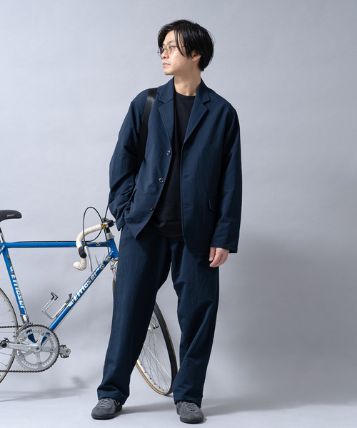 nanamica(ナナミカ)の「【nanamica / ナナミカ】別注 ALPHA DRY WIDE PANTS(スラックス・メンズ・ネイビー・34/32/30)」の7枚目の写真
