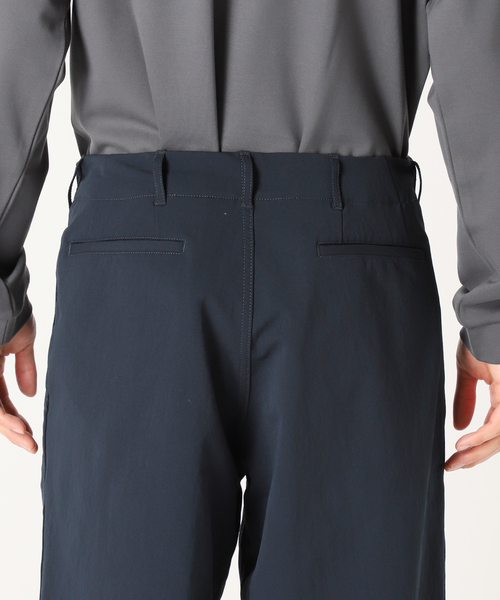nanamica(ナナミカ)の「【nanamica / ナナミカ】別注 ALPHA DRY WIDE PANTS(スラックス・メンズ・ネイビー・34/32/30)」の13枚目の写真