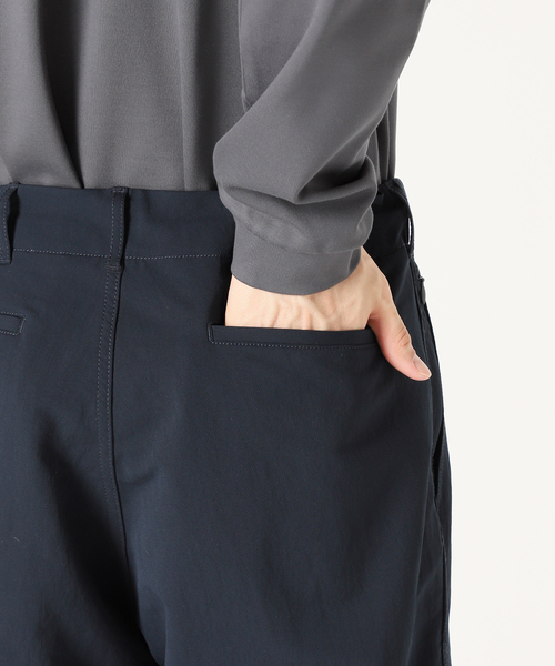 nanamica(ナナミカ)の「【nanamica / ナナミカ】別注 ALPHA DRY WIDE PANTS(スラックス・メンズ・ネイビー・34/32/30)」の14枚目の写真