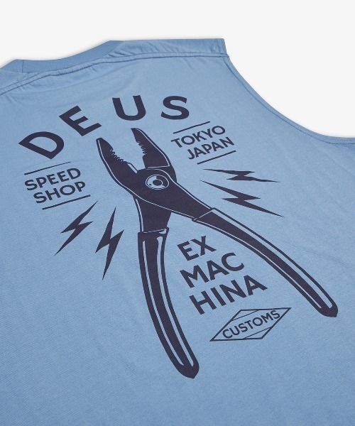 DEUS EX MACHINA（デウスエクスマキナ）の「COMBO MUSCLE
