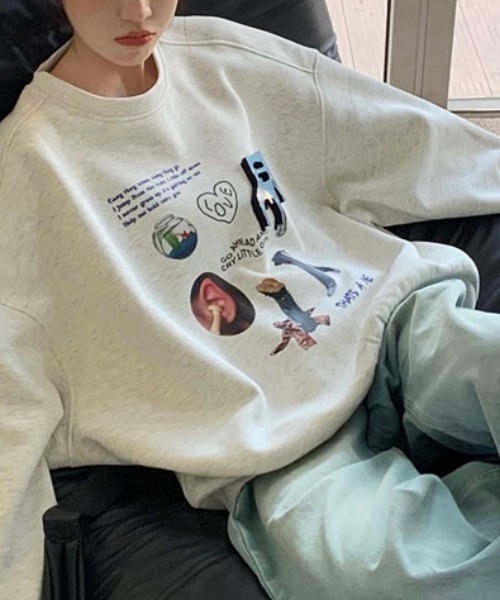 Vipoa(ヴィポア)の「COLLAGE ART OVERSIZE SWEAT(スウェット・レディース・ライトグレー/ブラック・FREE)」の10枚目の写真