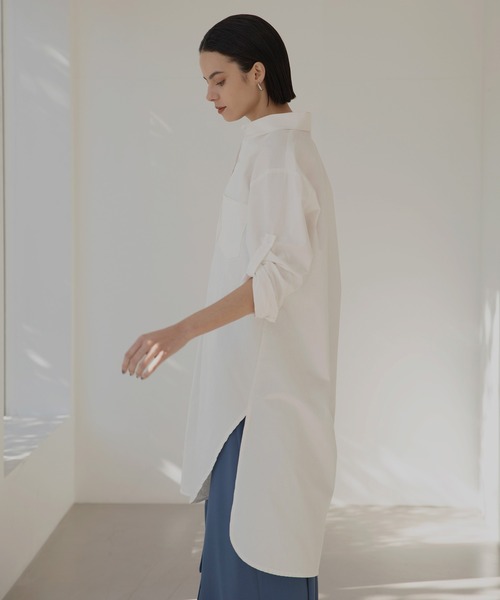 MIELI INVARIANT(ミエリインヴァリアント)の「Round Hem Long Shirt(シャツ/ブラウス・レディース・ホワイト・FREE)」の3枚目の写真