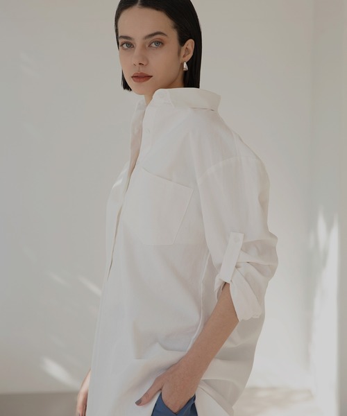 MIELI INVARIANT(ミエリインヴァリアント)の「Round Hem Long Shirt(シャツ/ブラウス・レディース・ホワイト・FREE)」の5枚目の写真