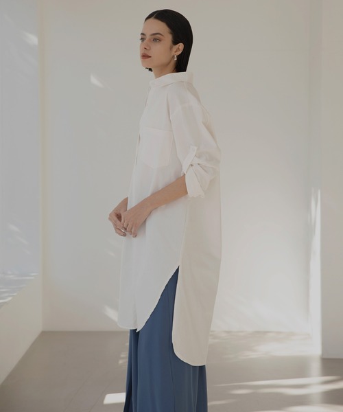 MIELI INVARIANT(ミエリインヴァリアント)の「Round Hem Long Shirt(シャツ/ブラウス・レディース・ホワイト・FREE)」の11枚目の写真