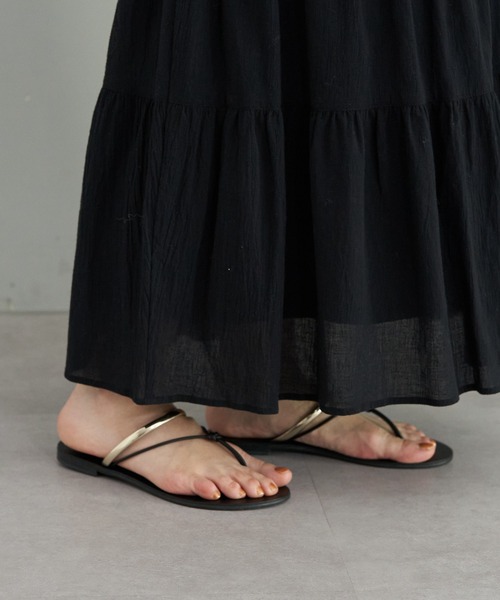 SHENERY（シーナリー）の「(NICOLAS LAINAS/ニコラスライナス)トングサンダル（サンダル・レディース・シルバー/ゴールド・39/38/37/36）」の7枚目の写真
