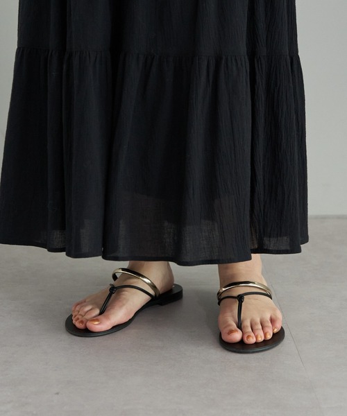 SHENERY（シーナリー）の「(NICOLAS LAINAS/ニコラスライナス)トングサンダル（サンダル・レディース・シルバー/ゴールド・39/38/37/36）」の6枚目の写真