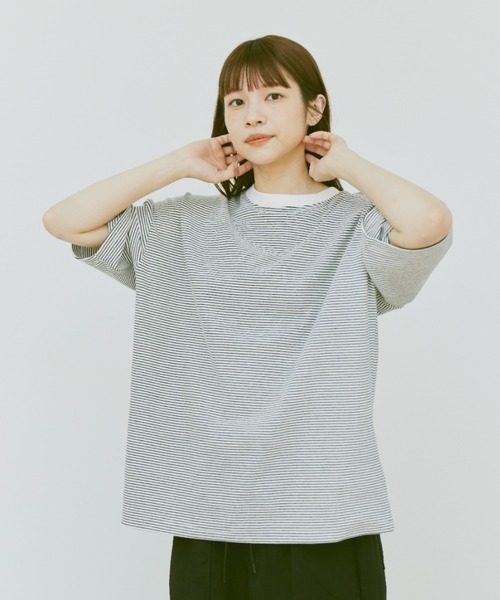 flaner(フラネ)の「Loose micro border tee/ルーズマイクロボーダーT(Tシャツ/カットソー・レディース・ホワイト/チャコールグレー・MEDIUM/LARGE)」の21枚目の写真