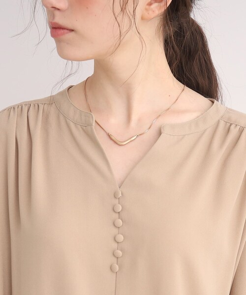 SHOO・LA・RUE（シューラルー）の「◆【体型カバー】上品なシボ感が大人な印象 多ボタンワンピース（ワンピース・レディース・ベージュ/ネイビー系6/ブラック・00）」の18枚目の写真