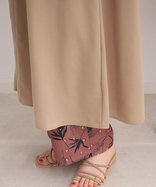 SHOO・LA・RUE（シューラルー）の「◆【体型カバー】上品なシボ感が大人な印象 多ボタンワンピース（ワンピース・レディース・ベージュ/ネイビー系6/ブラック・00）」の20枚目の写真