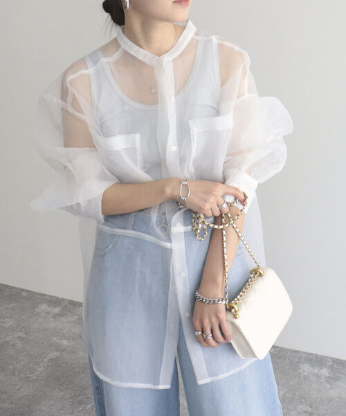 fredy emue（フレディエミュ）の「【fredy emue/フレディエミュ】シアーバンドカラーシャツ（シャツ/ブラウス・レディース・オフホワイト/ライトグレー/ブラック・38）」の5枚目の写真