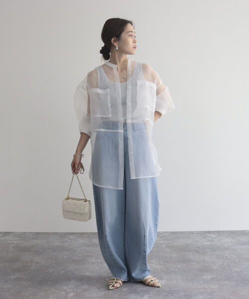 fredy emue（フレディエミュ）の「【fredy emue/フレディエミュ】シアーバンドカラーシャツ（シャツ/ブラウス・レディース・オフホワイト/ライトグレー/ブラック・38）」の10枚目の写真