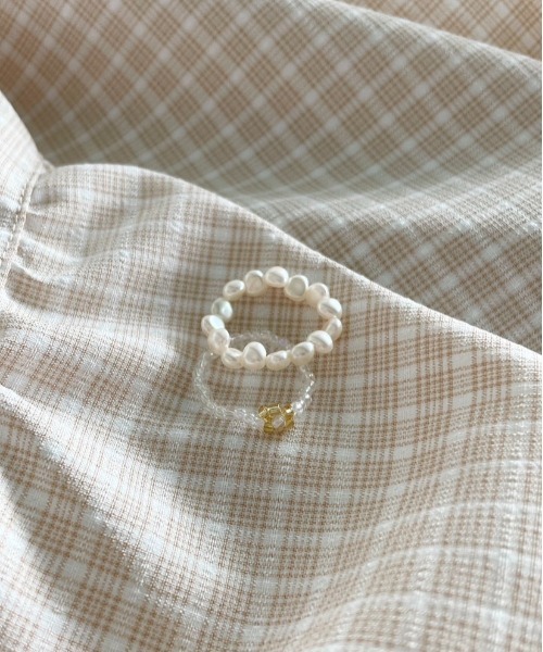 Heather（ヘザー）の「パール2PSETリング　199462（リング・レディース・ブラック/クリア・ONE SIZE）」の2枚目の写真