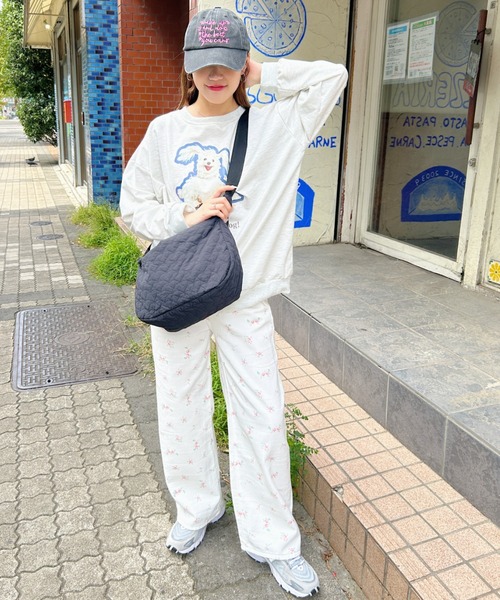 Loueme(ルエム)の「アジャスター付きハートキルティングショルダーバッグ(ショルダーバッグ・レディース・アイボリー/ブラック・FREE)」の15枚目の写真